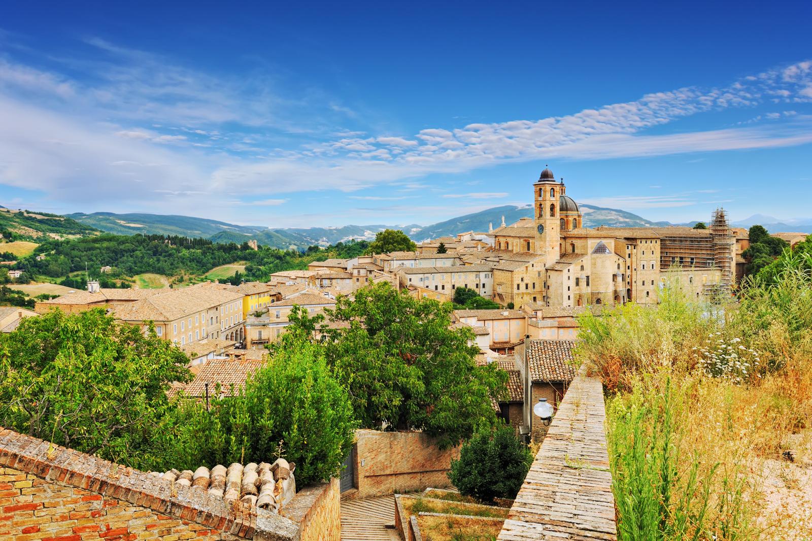 Dove si trova Urbino? Scopri la meraviglia nascosta delle Marche ...